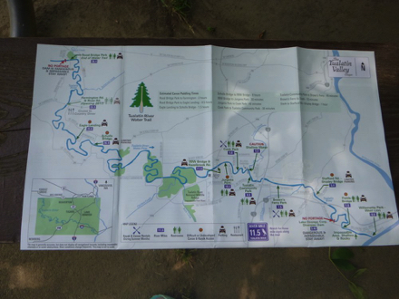 Paper map of the Tualatin River water trail, amenities and driving route – given with rentals